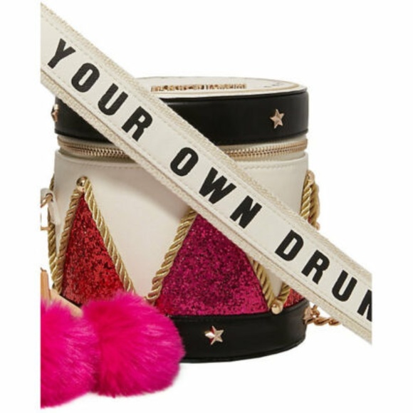 Betsey Johnson KITSCH DRUM CROSSBODY - Picture 3 of 8